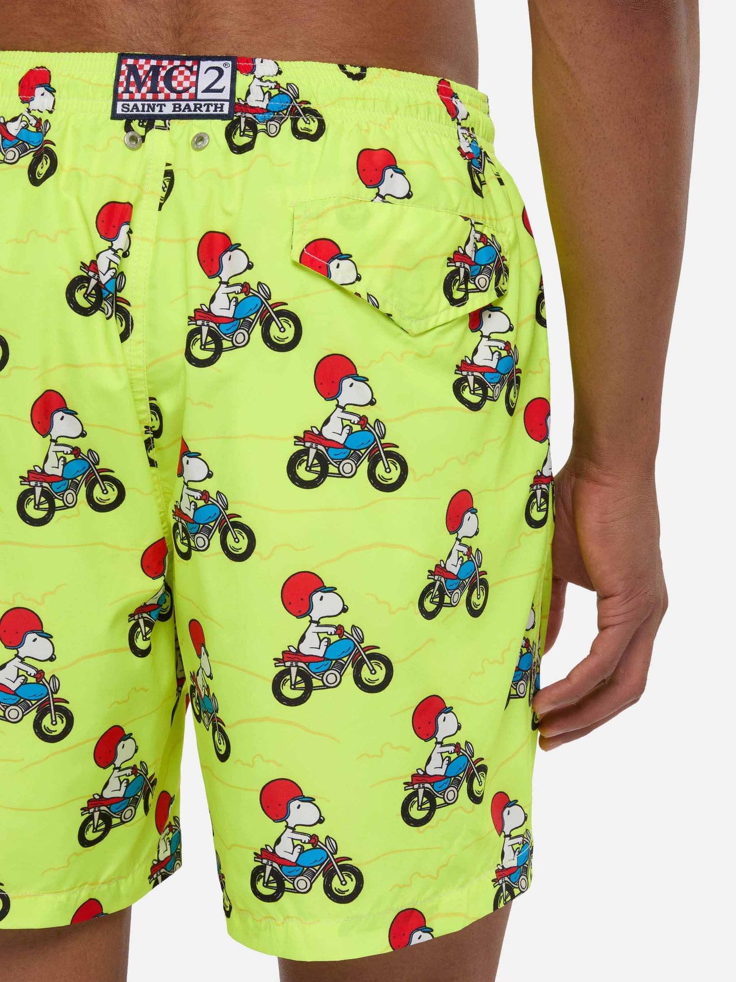 Herren-Badeshorts aus leichtem Stoff mit Snoopy-Aufdruck | PEANUTS® SONDEREDITION