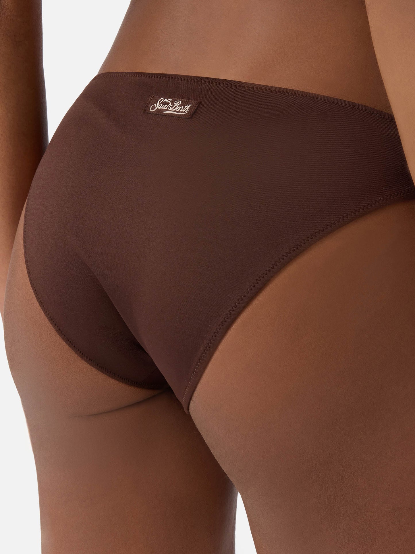 Klassische Bikinihose Maia aus braunem Stretchgewebe