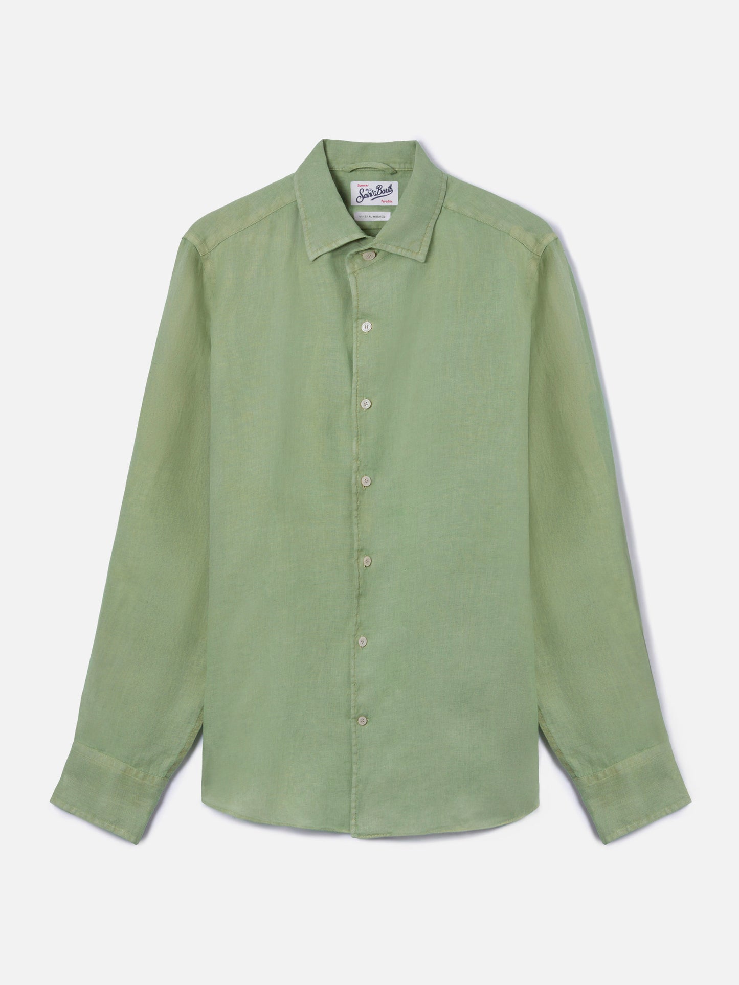 Chemise Raphael vert sauge en lin avec teinture minérale sur vêtement