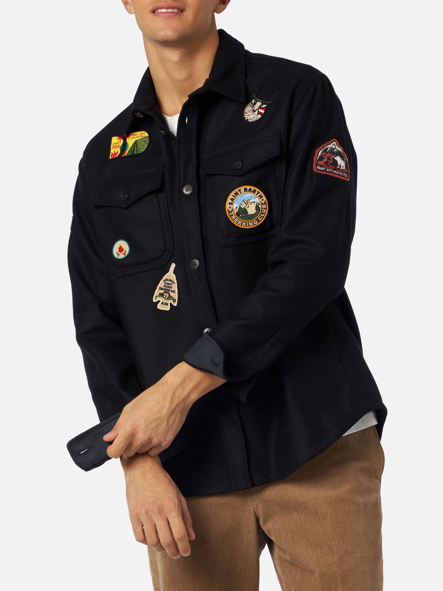 Man wooly blue overshirt with pockets and patches