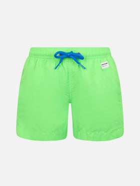 Bañador corto de tejido ligero para niño en verde flúor Jean Lighting Pantone | PANTONE® SPECIAL EDITION 