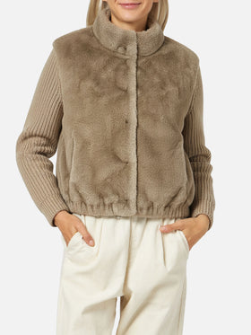 Gilet Mael in faux fur con maniche in maglia