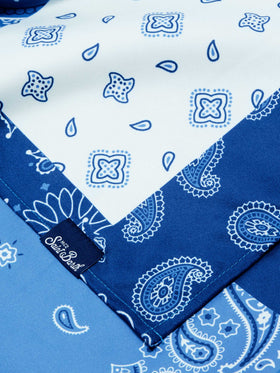 Aidan beach towel with foulard print and logo