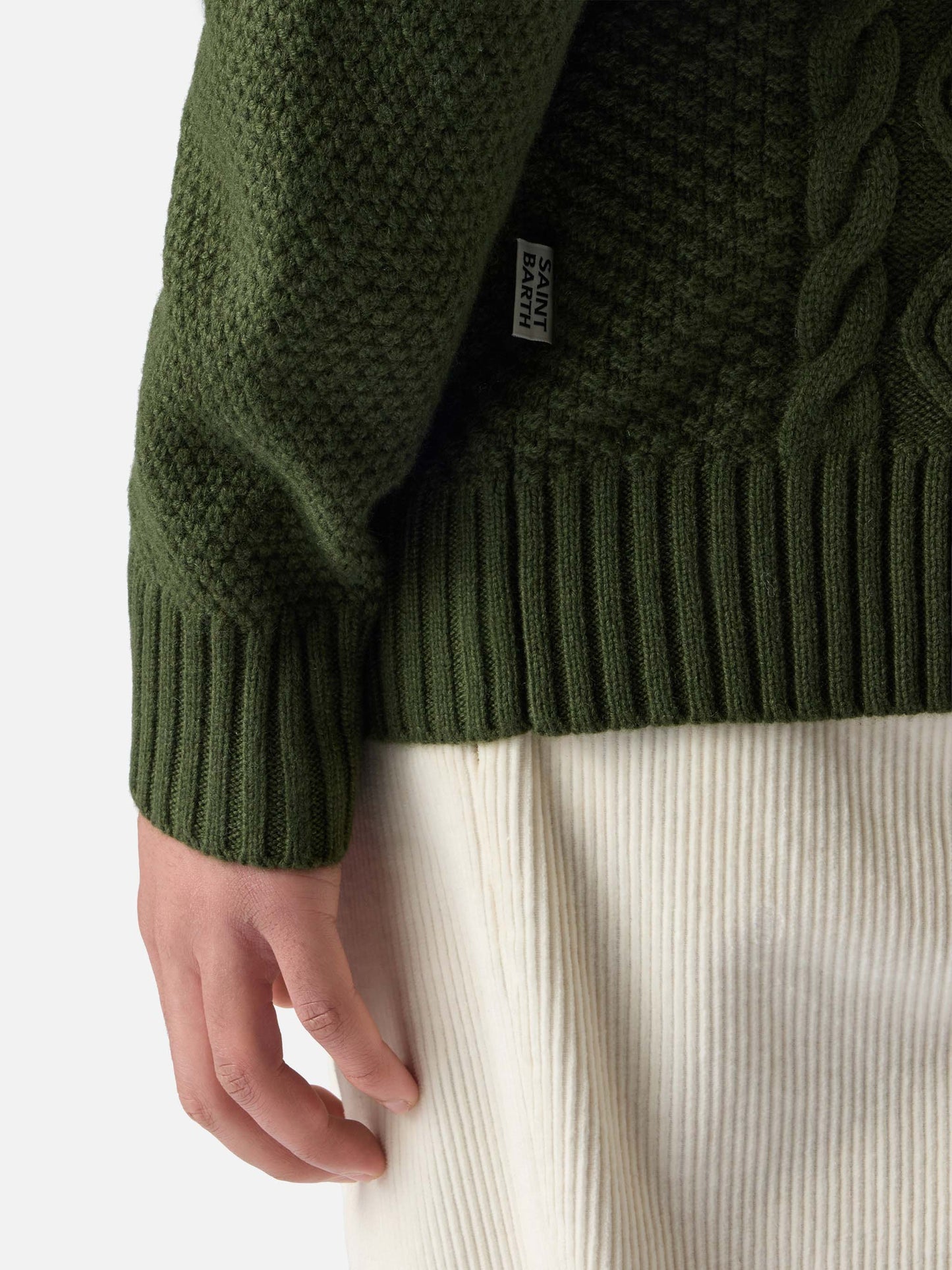 Half-turtleneck sweater with Verbier lettering