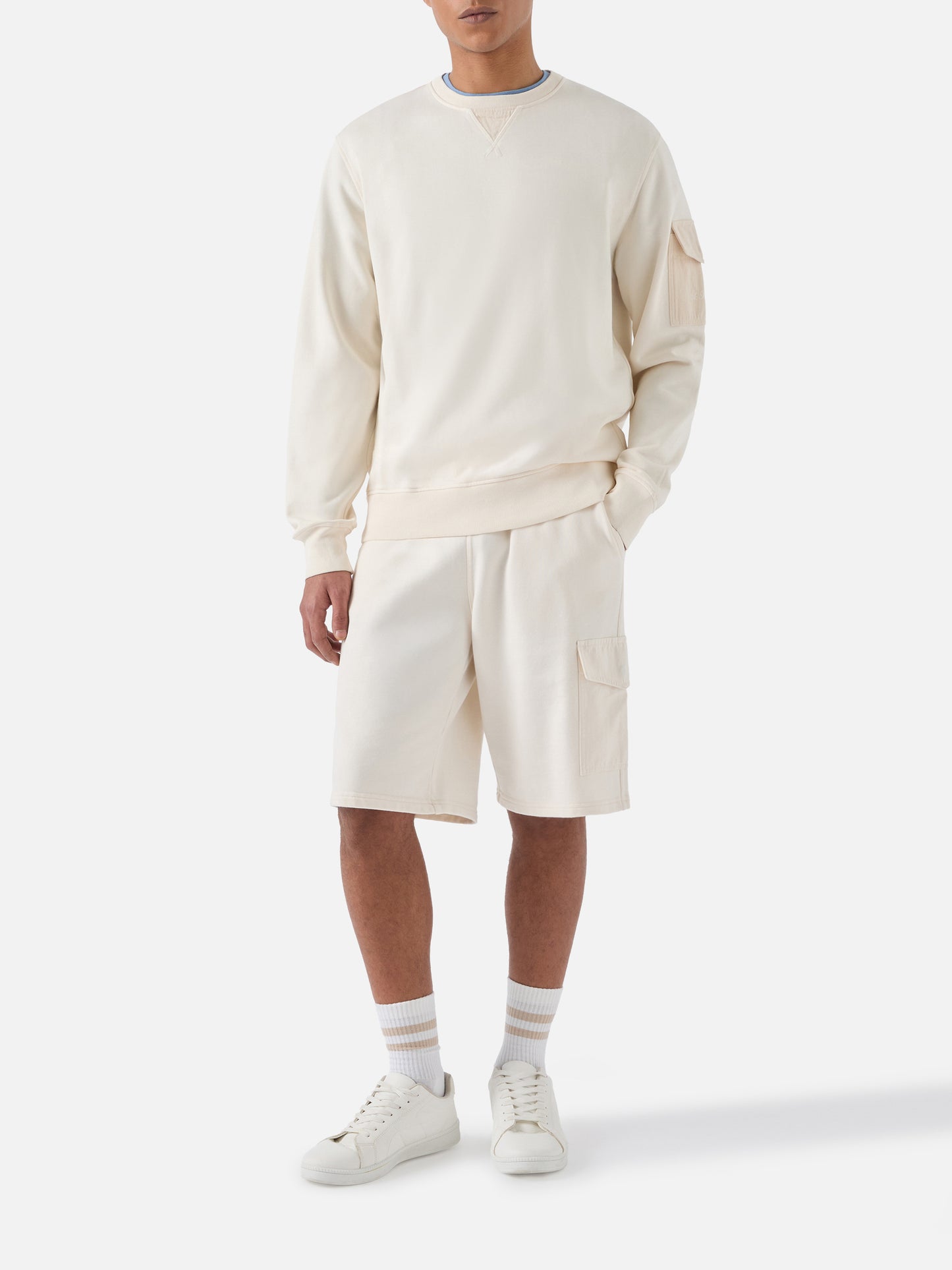 Argo solid cream fleece bermuda shorts with cargo pocket