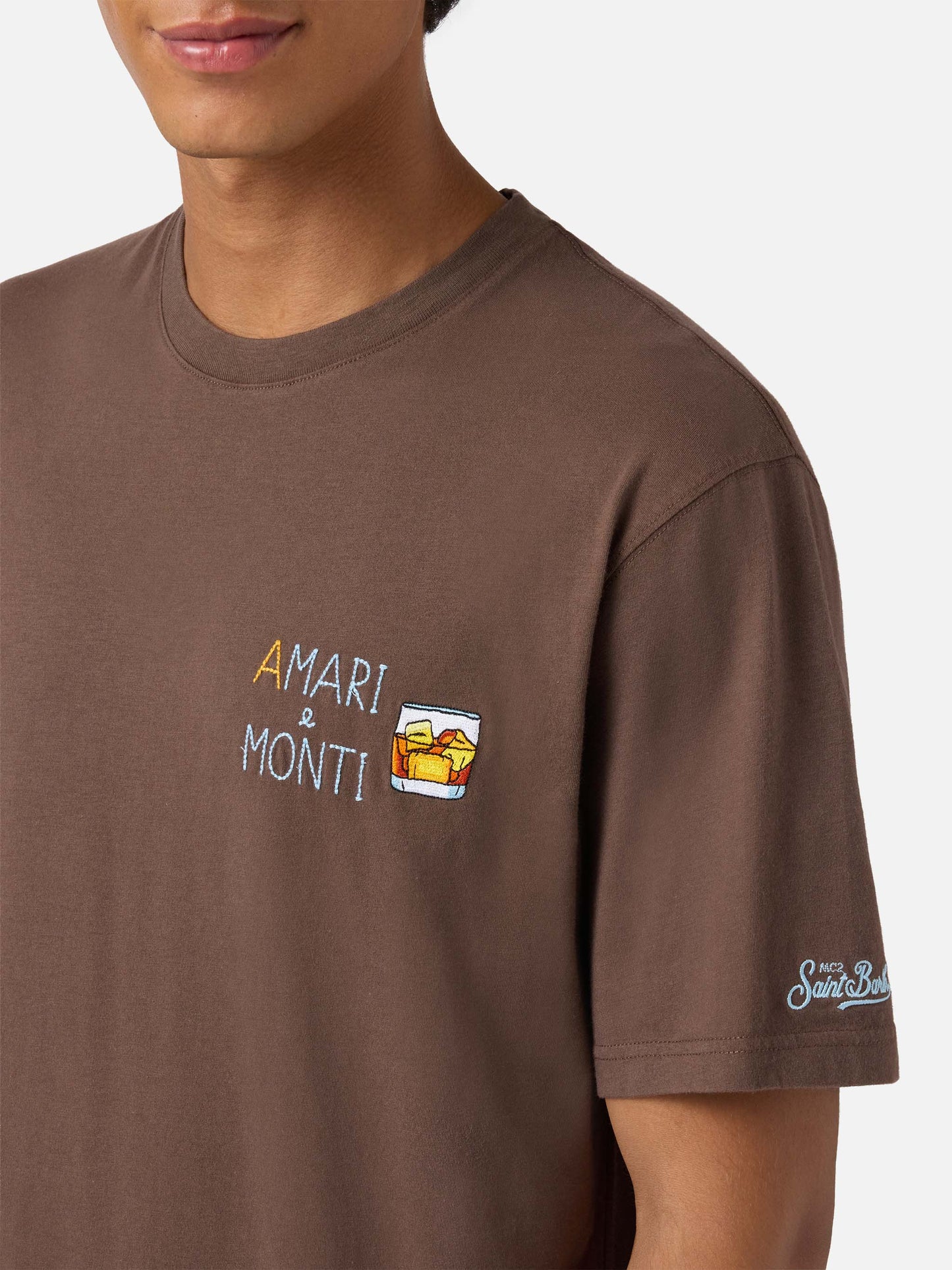 Arnott cotton T-shirt in brown with A mari e Monti embroidery