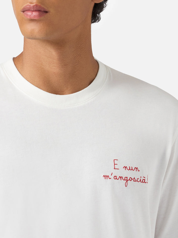 Arnott Warm Winter-Baumwoll-T-Shirt in Weiß mit E nun m'angoscià-Stickerei | VACANZE DI NATALE SPECIAL EDITION
