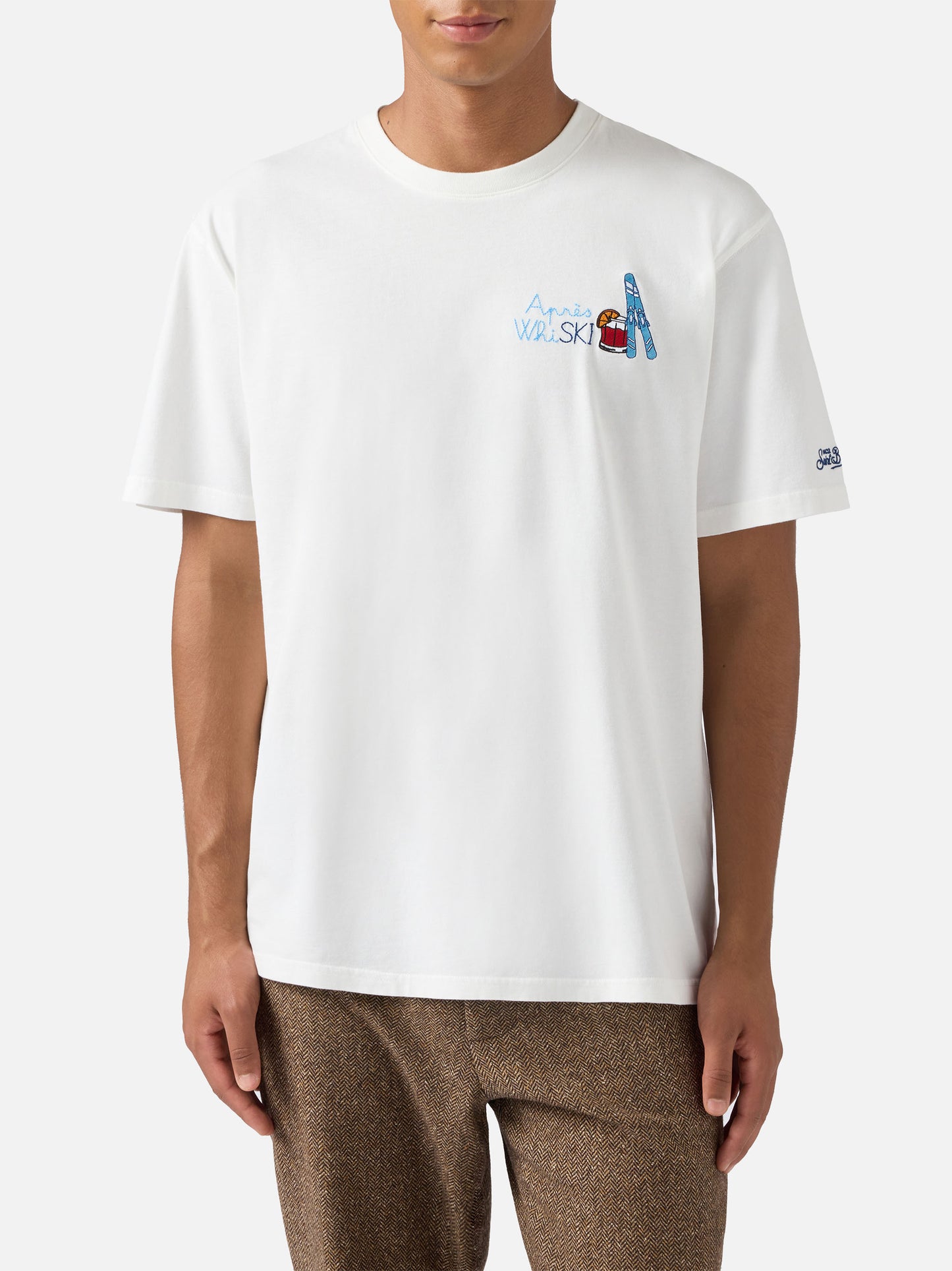 Arnott Warm winter cotton T-shirt in white with Après Ski embroidery