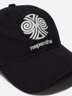 Baseball Cap in cotton with Nepentha embroidery | NEPENTHA SPECIAL EDITION