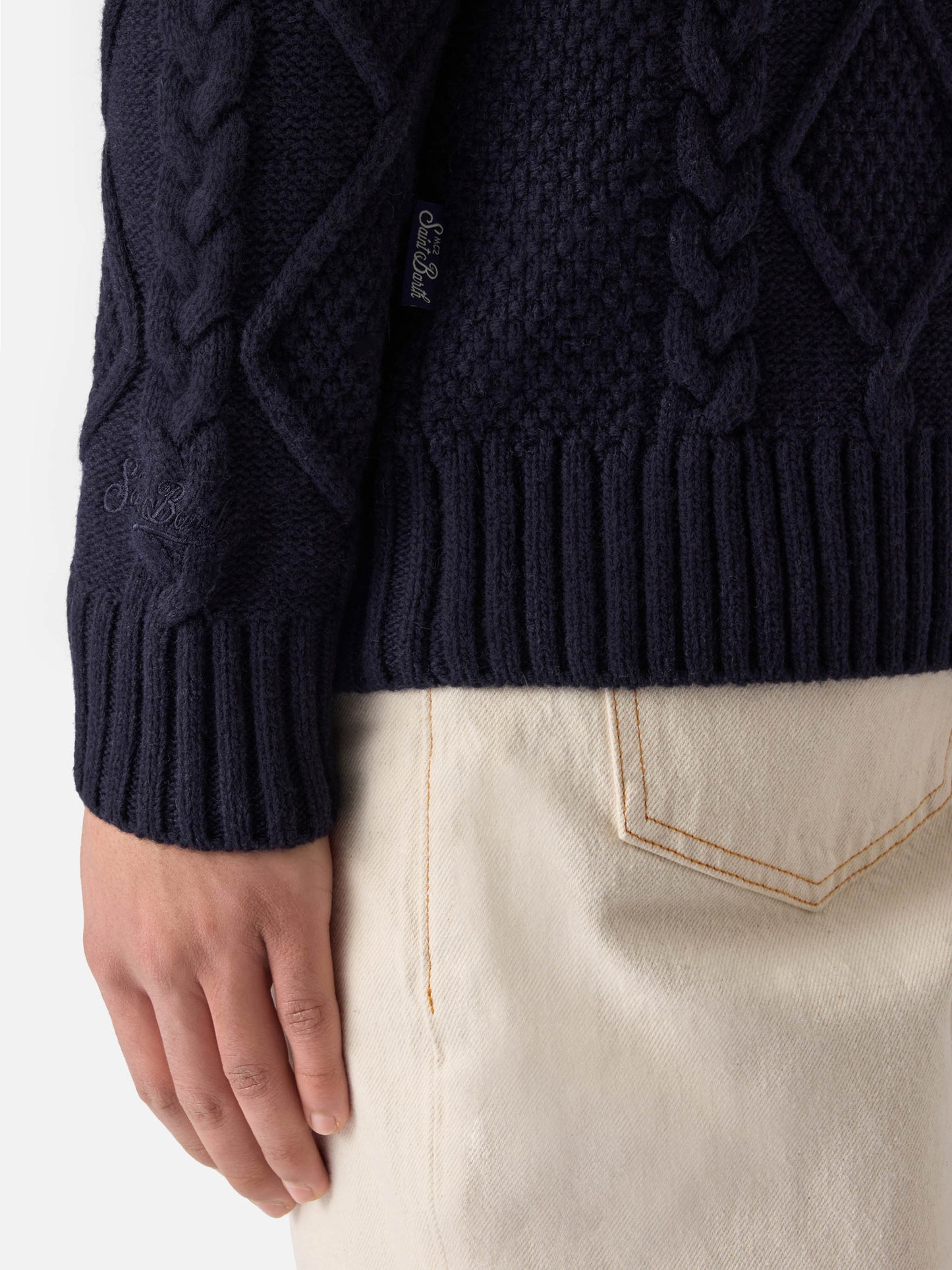 Blauer Rundhalspullover Bergen Tricot mit Cortina Natale '83 Stickerei