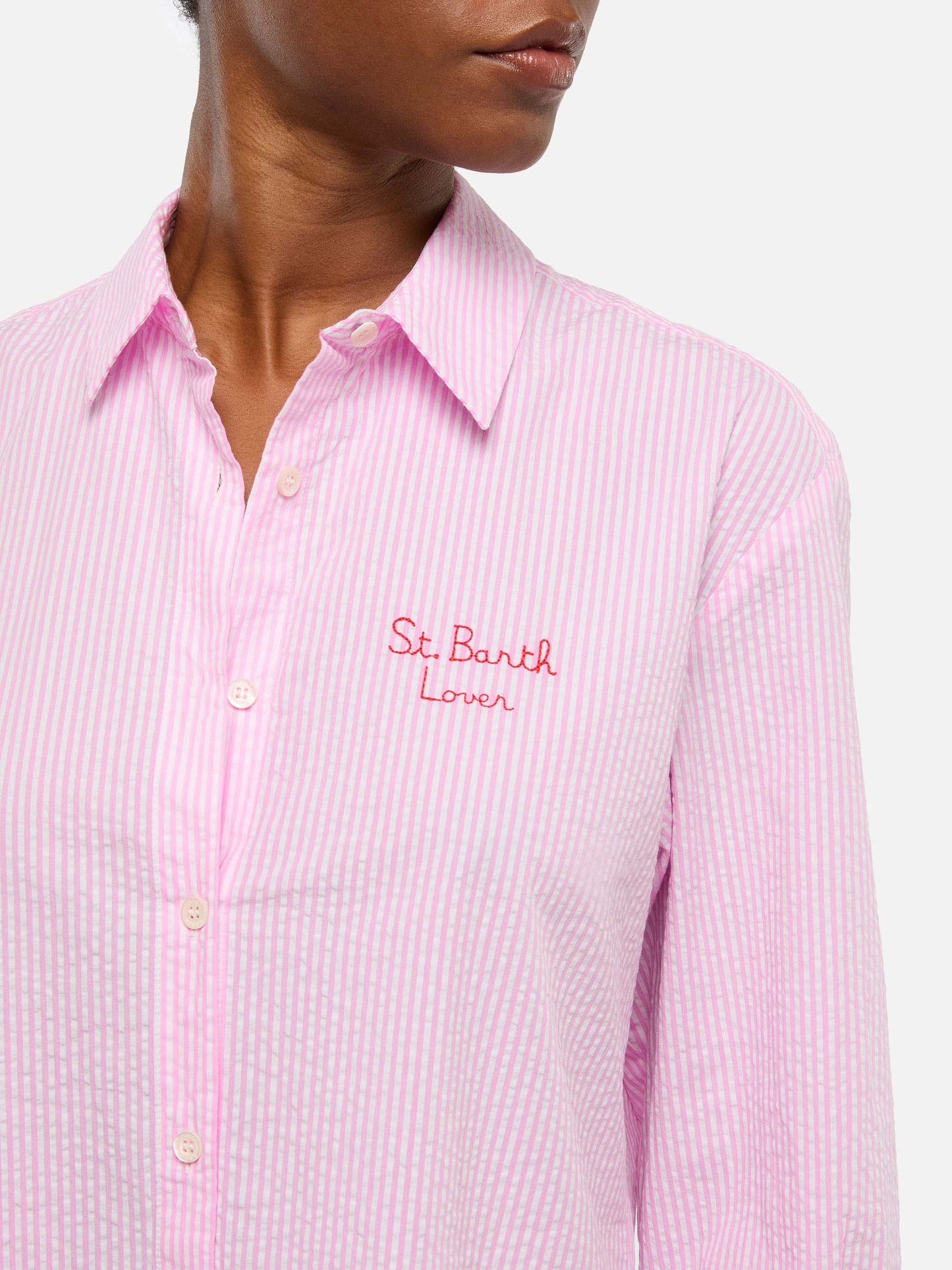 Brigitte gestreiftes Seersucker-Hemd mit Snoopy-Print