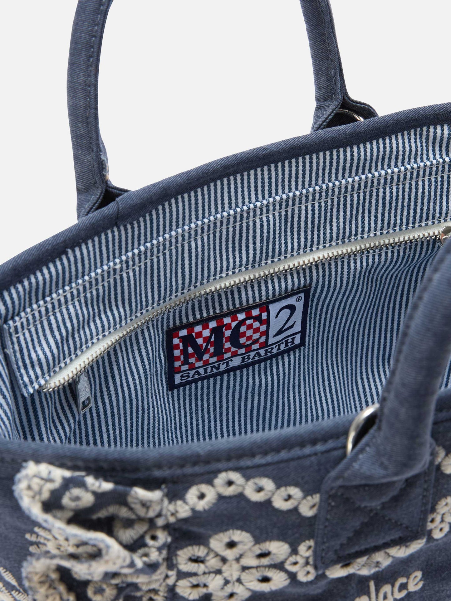 Colette Volant Tasche aus Dark-Wash-Denim mit dekorativer Stickerei 