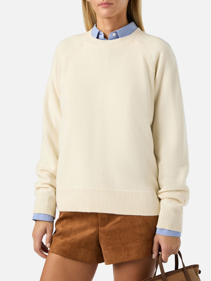 Jersey de punto de lana Delphine color off white con cuello redondo 