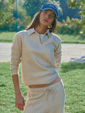 Beiger Strick mit Polokragen aus Clichy Wolle mit Pointelle-Muster 