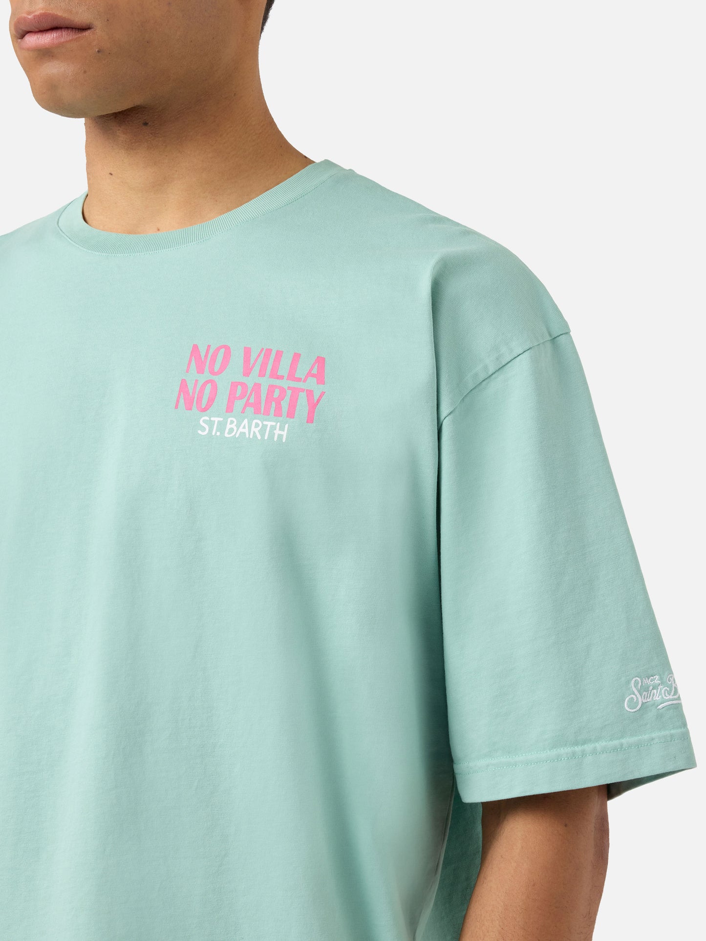 T-shirt Delmar vert avec imprimé No Villa No Party et maxi motif graphique au dos 