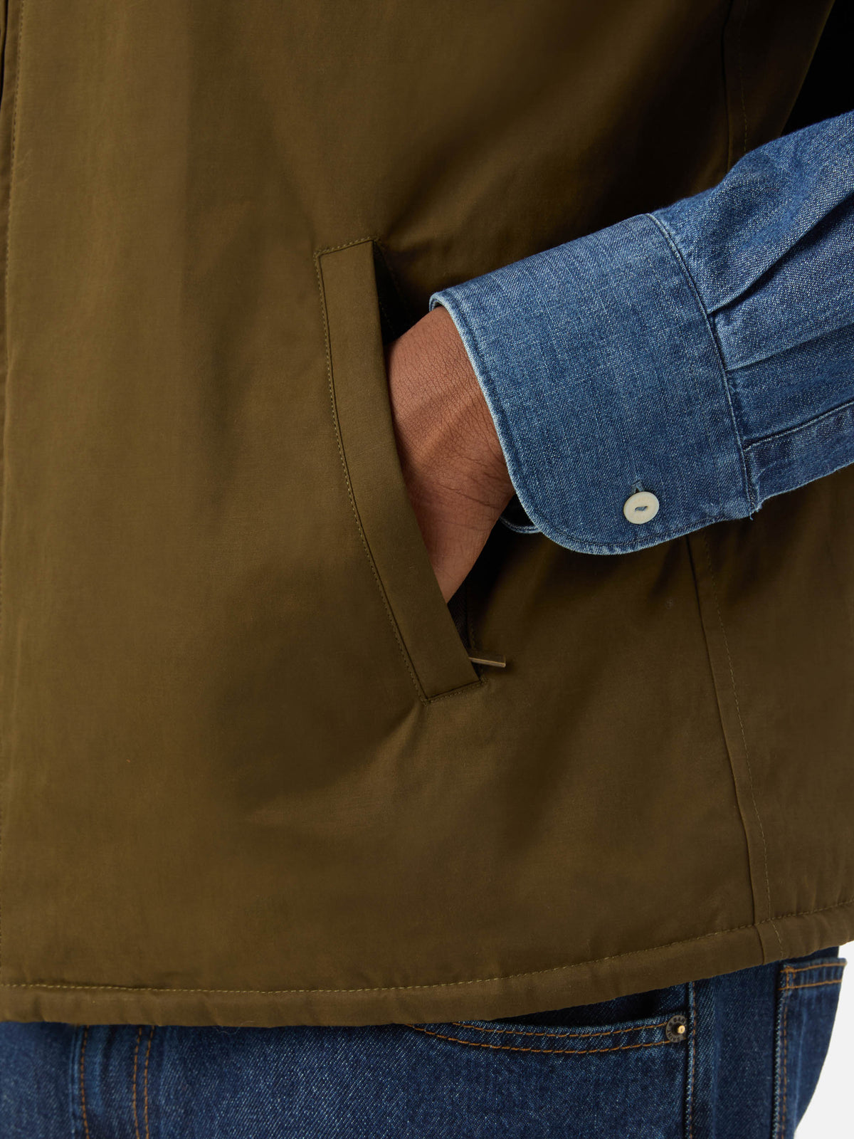 Green Edgar waxed vest with teddy lining