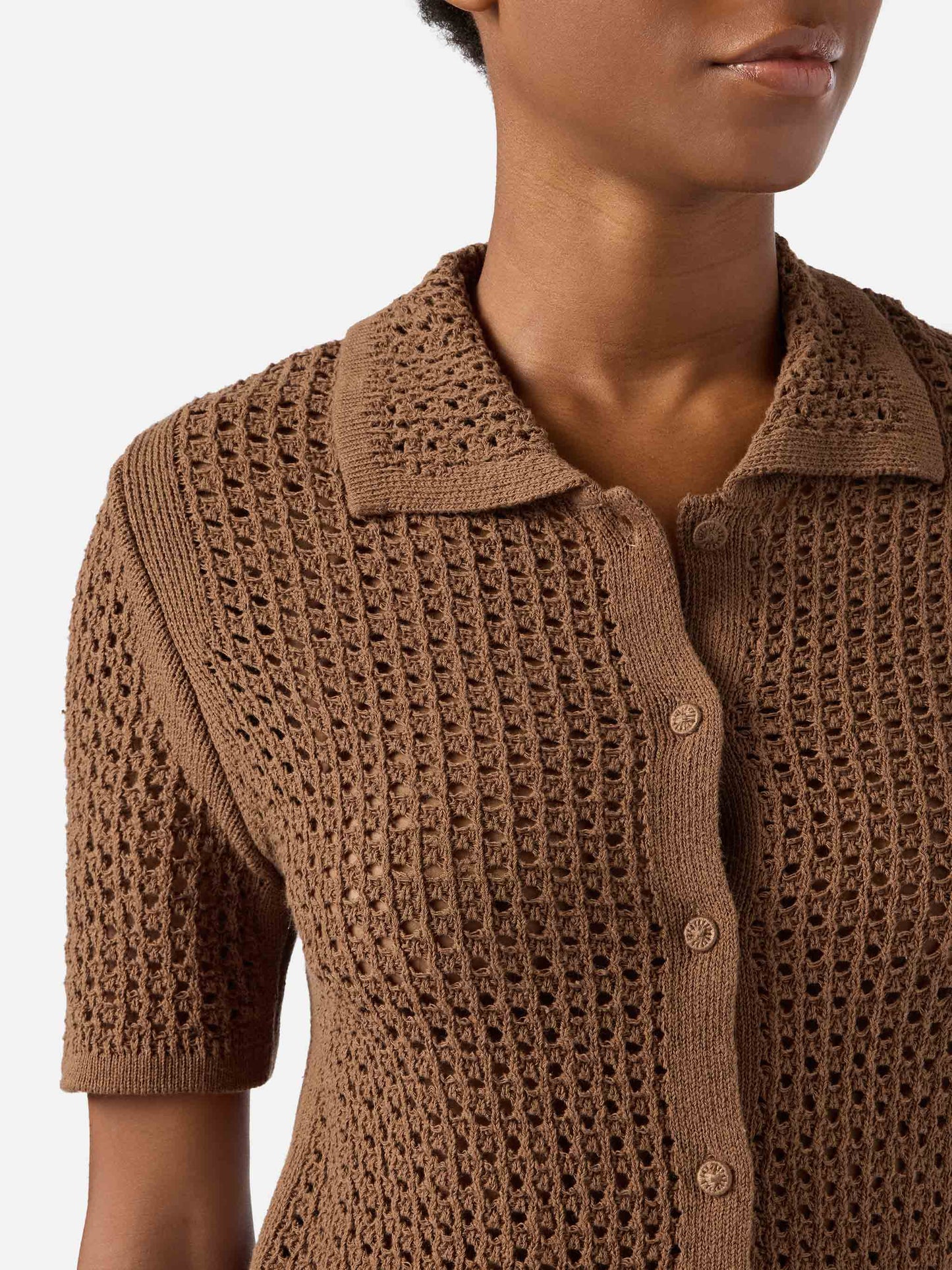 Cardigan Elowen marron en crochet 