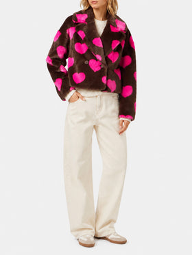 Giacca Emelyn corta effetto pelliccia con fantasia cuori
