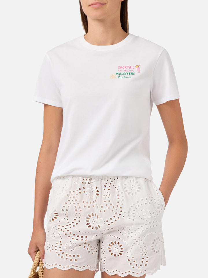 White Emilie T-shirt with Cocktail in mano, malessere lontano charm embroidery