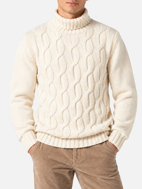 Pull en maille torsadée style pêcheur en mélange de cachemire blanc cassé 