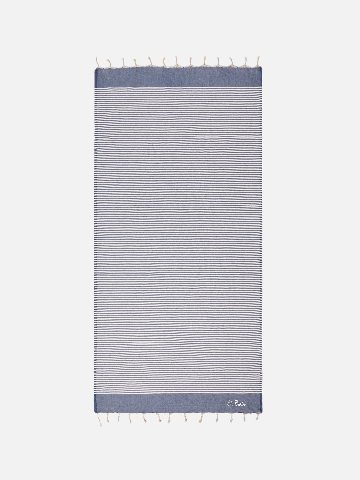 Serviette de plage fouta à fines rayures bleu marine et blanches 