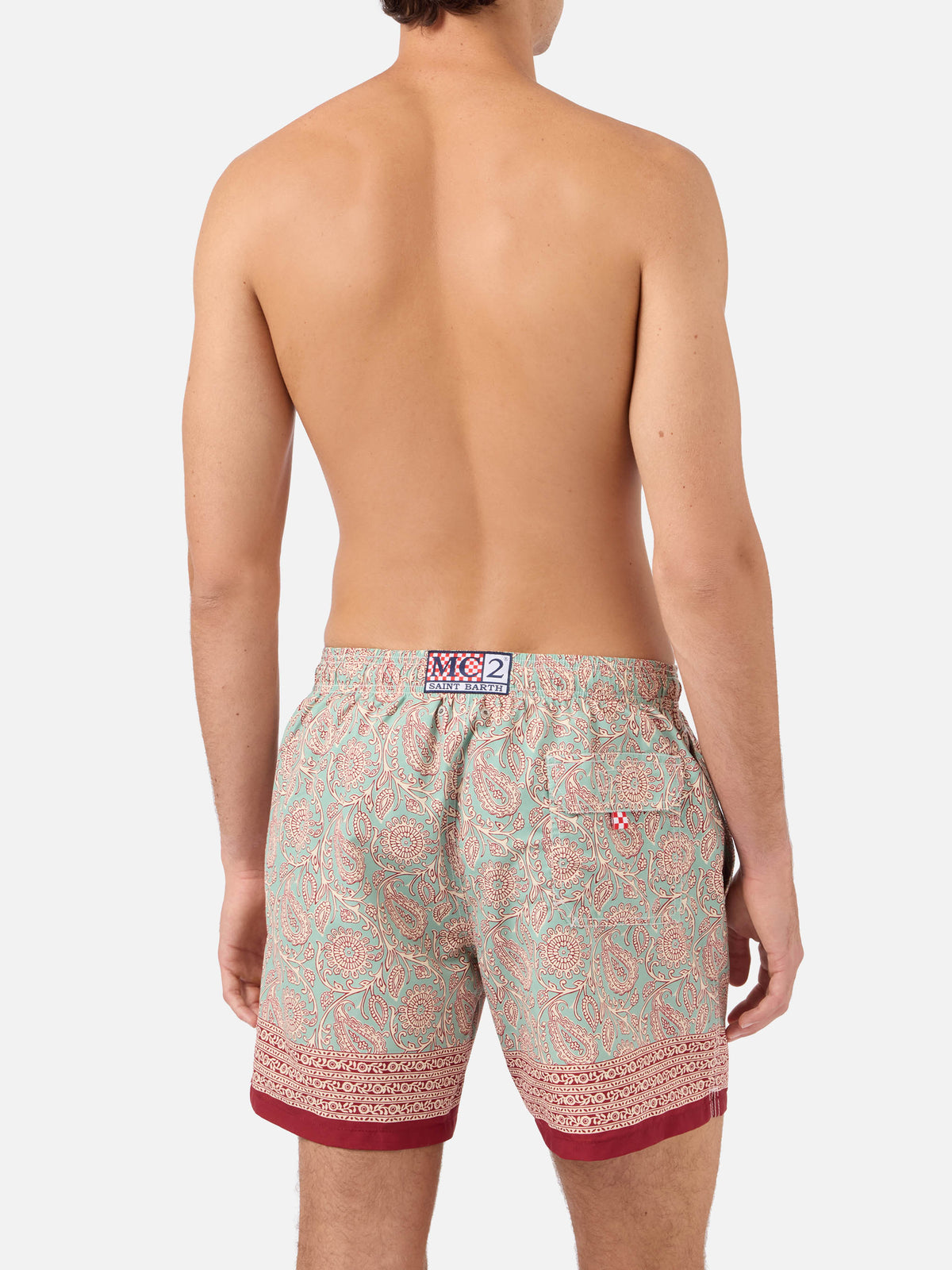 Bañador corto Gustavia verde agua con estampado paisley en contraste 