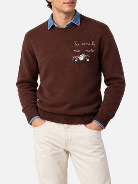 Brown Heron crewneck sweater with Sei come la mia moto embroidery