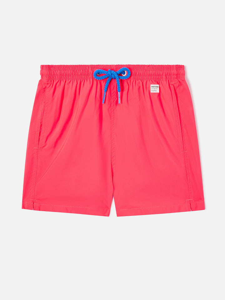 Jungen-Badeshorts in Fluorot Rot aus leichtem Material Lighting Pantone | PANTONE® SPECIAL EDITION 