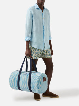 Bolso de fin de semana redondo Jetleg de lino a rayas azules y blancas 