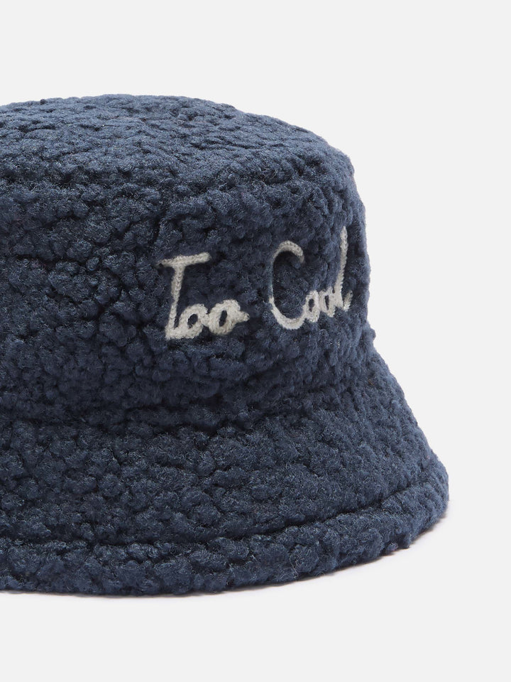 Sherpa-Bucket-Hat Jude mit „Too cool“-Stickerei