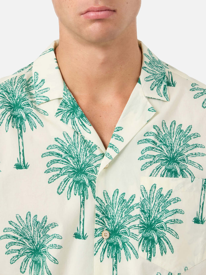 Camisa de algodón de manga corta Kalea con estampado de palmeras 
