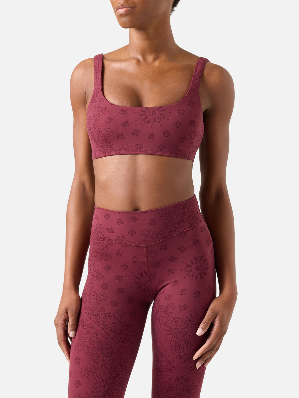 Top fitness Kassie con estampado bandana 
