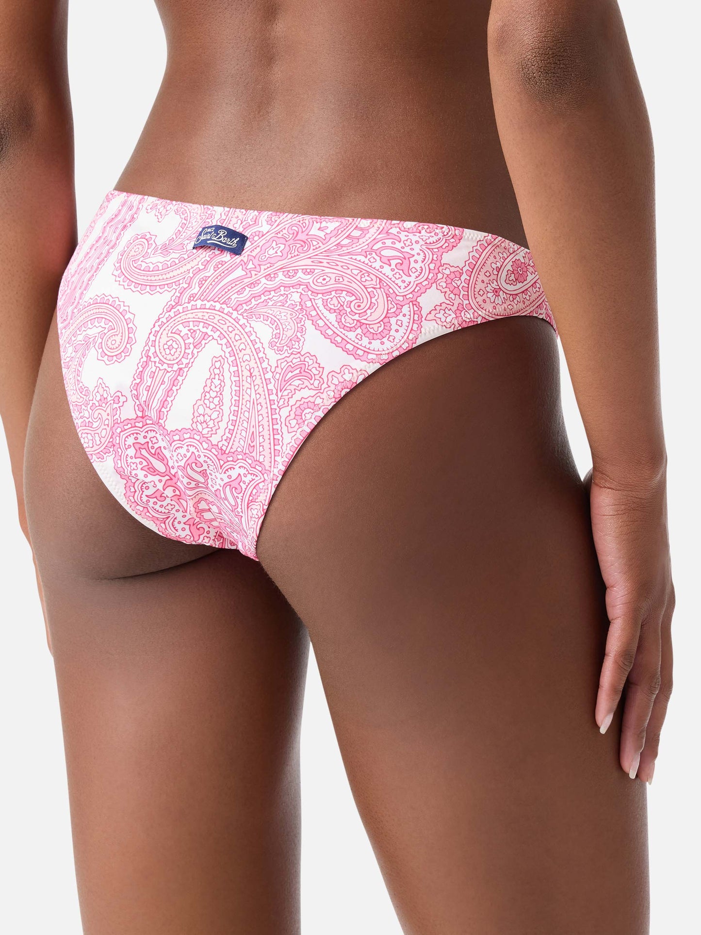 Bikini triangular Leah Lido con estampado paisley rosa 