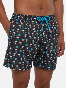 Herren-Badeshorts aus leichtem Stoff mit Snoopy-Aufdruck| Peanuts® Sonderausgabe