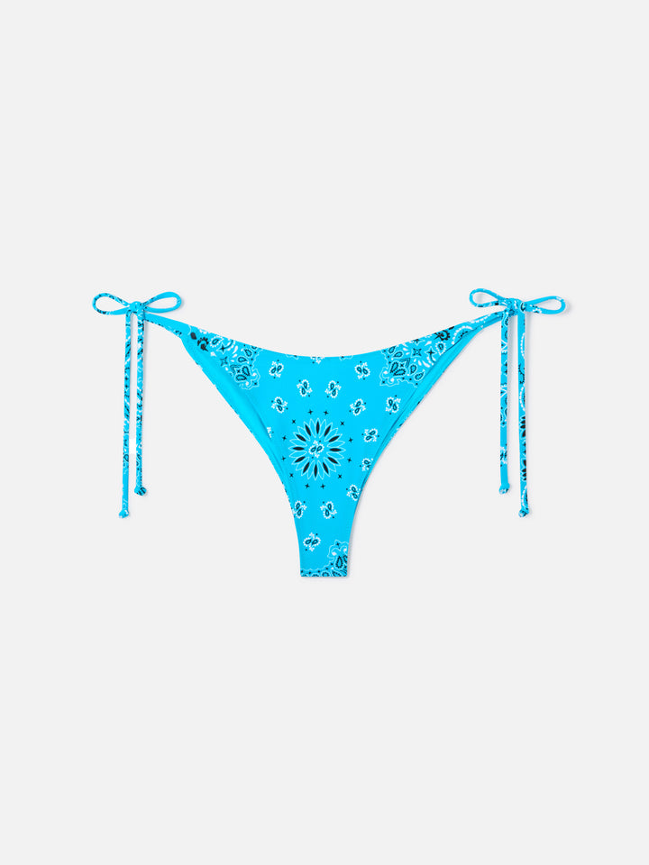 Hellblaue Marielle Bikinihose mit Bandana-Print 