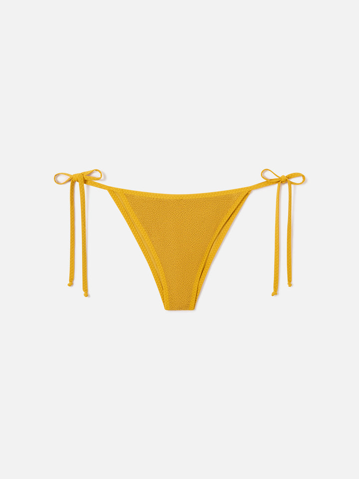 Braguita de bikini con lazos Marielle de tejido crinkle color ocre 