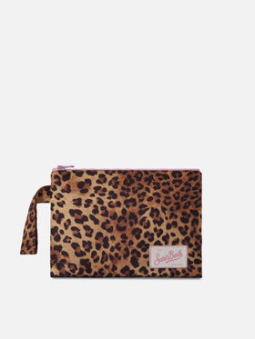 Pareasy pouch with leopard print