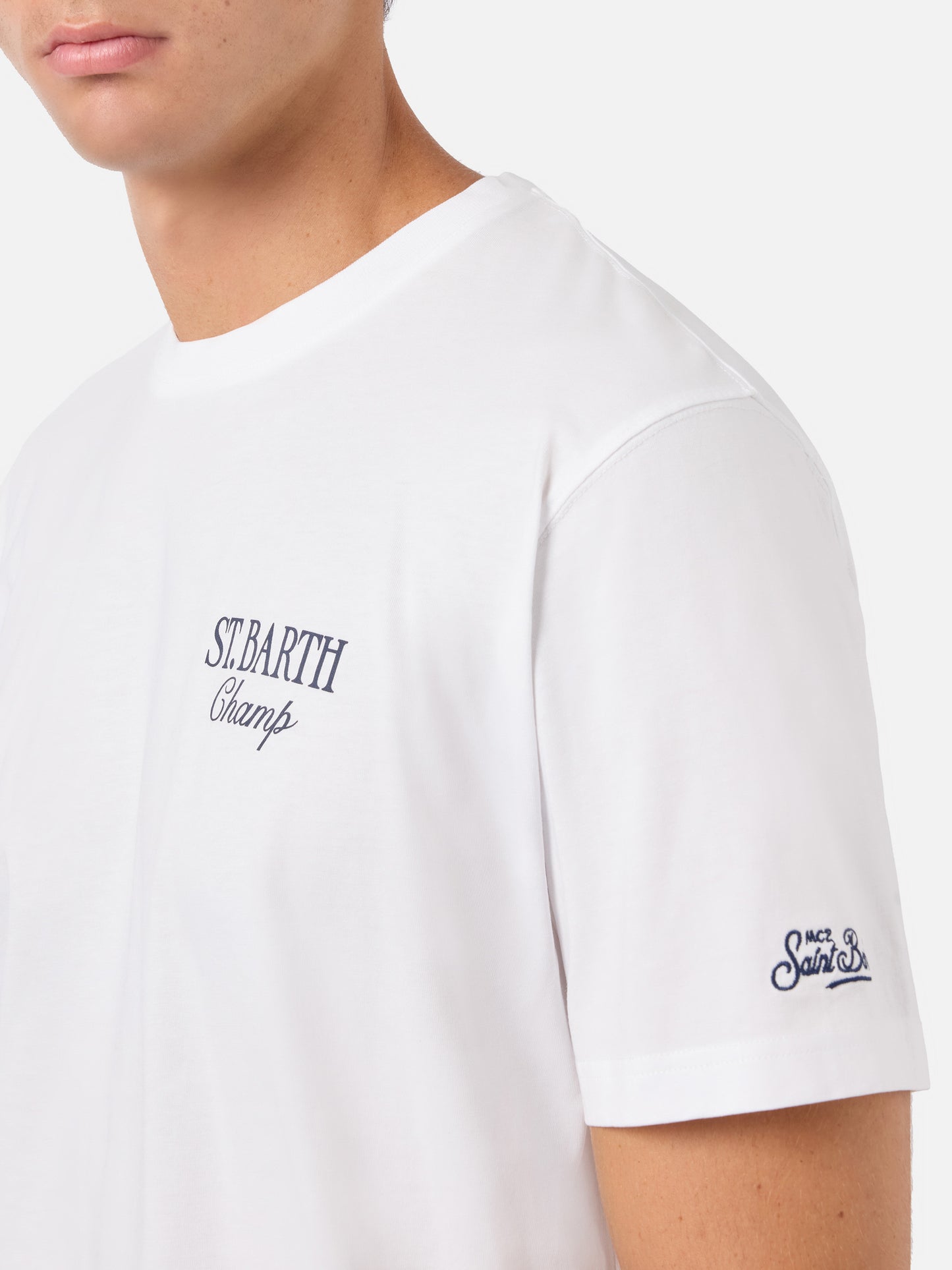 Weißes Portland T-Shirt mit Après Tennis Champion-Illustration 