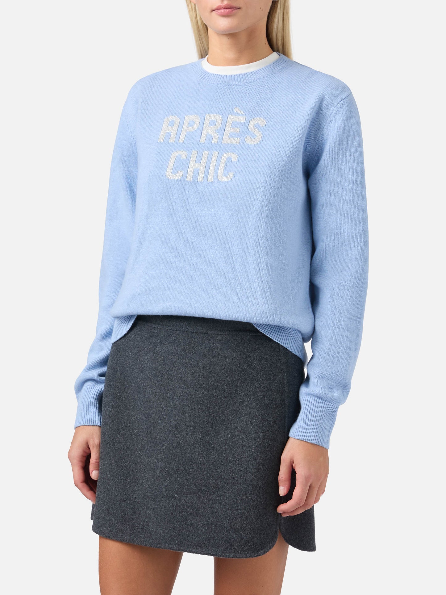 Neuer Queen-Pullover aus Kaschmirmischung in Hellblau mit Après Chic-Jacquard