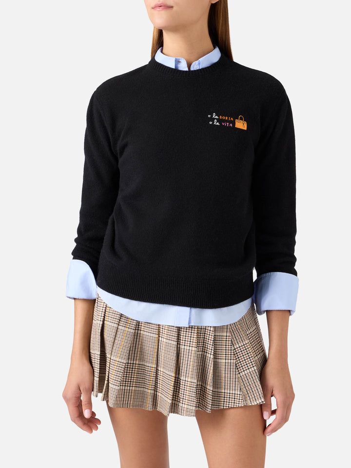 Maglia girocollo New Queen nera in misto lana e cashmere con ricamo O La Borsa O La Vita