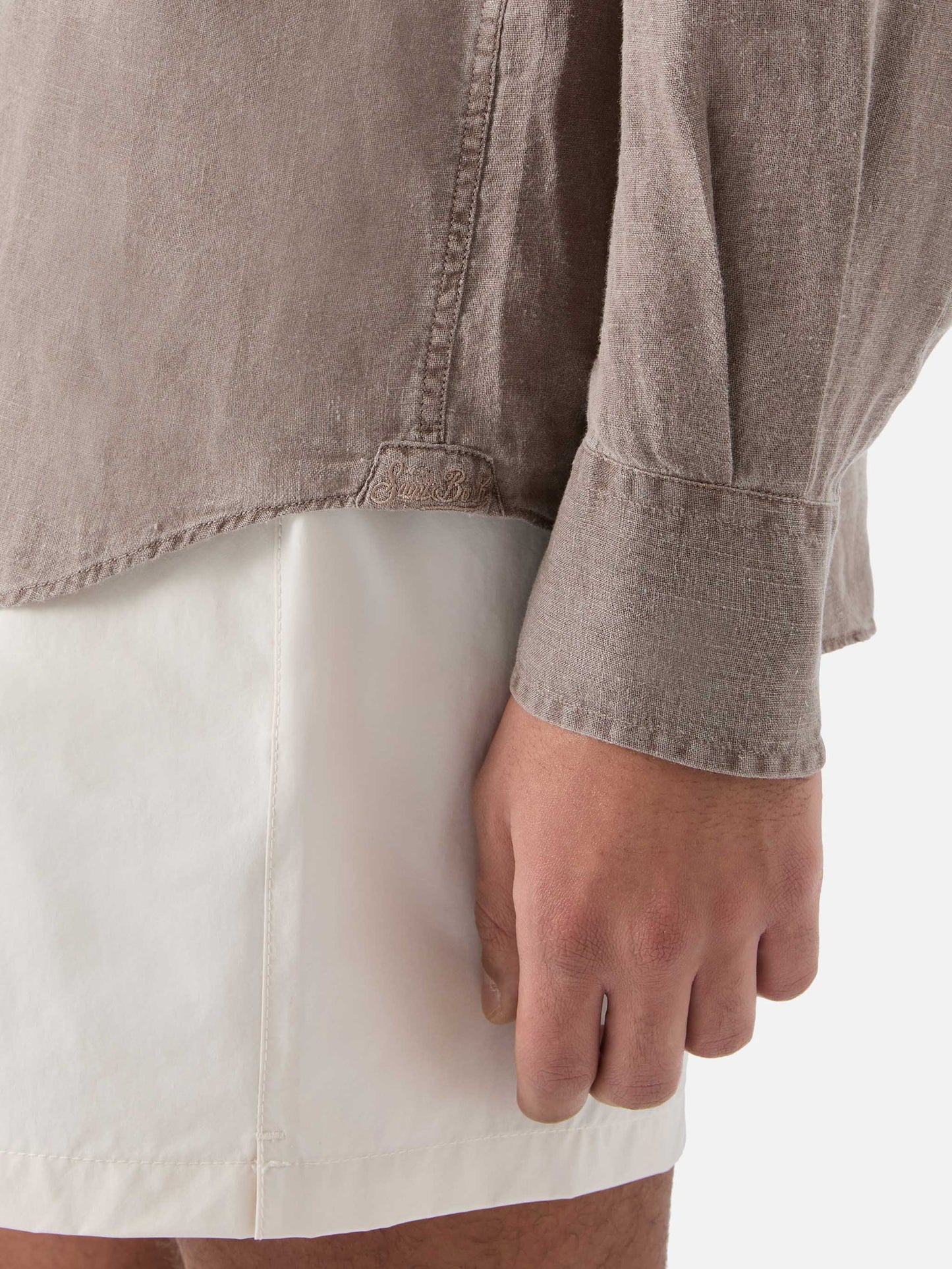 Brown Raphael shirt in pure linen with mineral garment dyeing