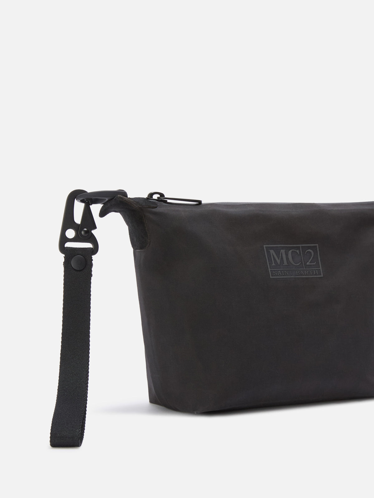 pouch noir ciré sans coutures 