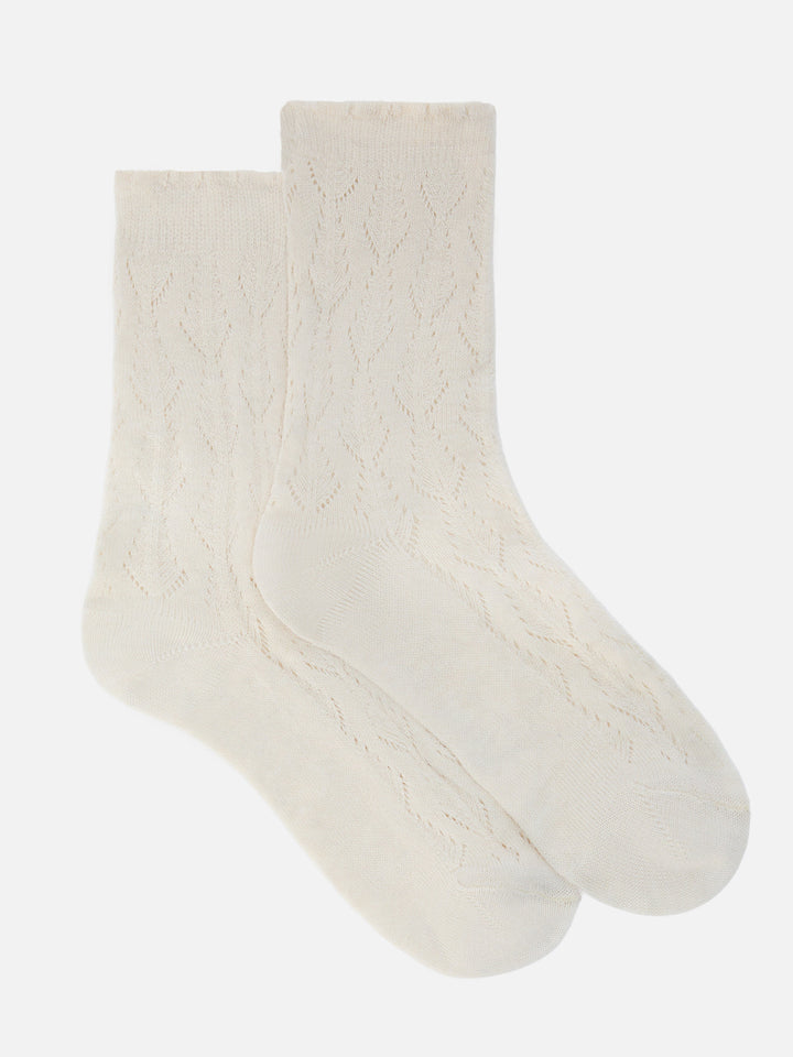 Socken mit beigem Sangallo-Blattstich