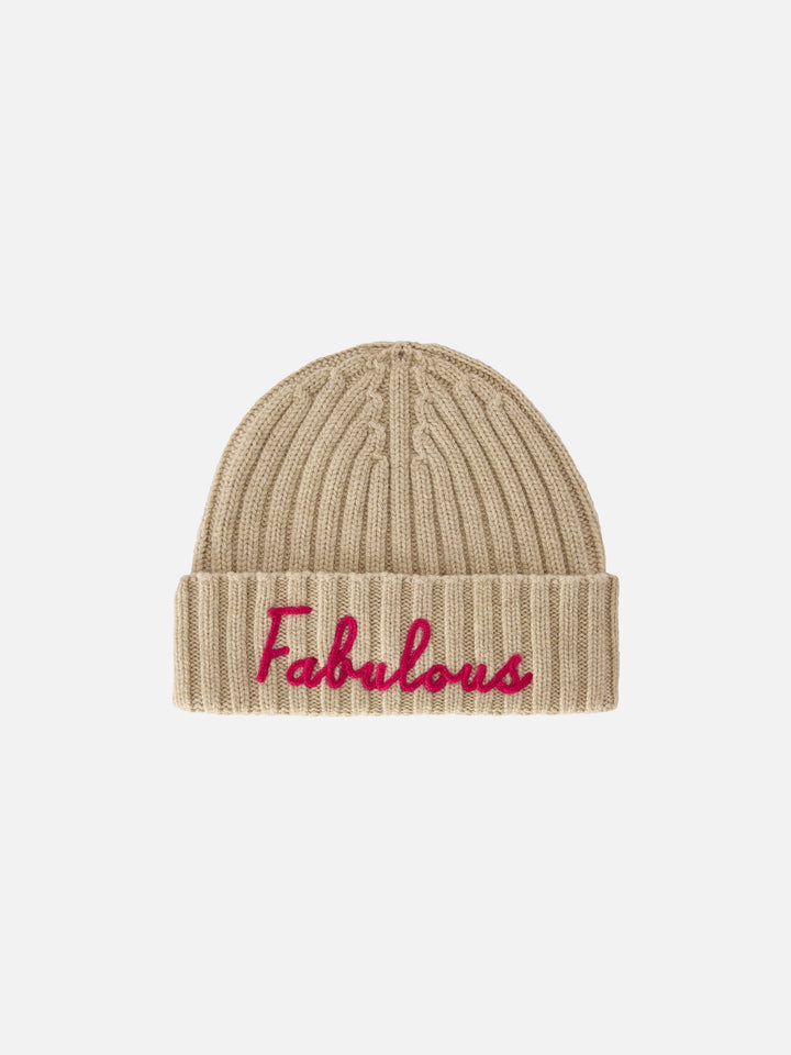 Bonnet Wengen beige avec broderie Fabulous 