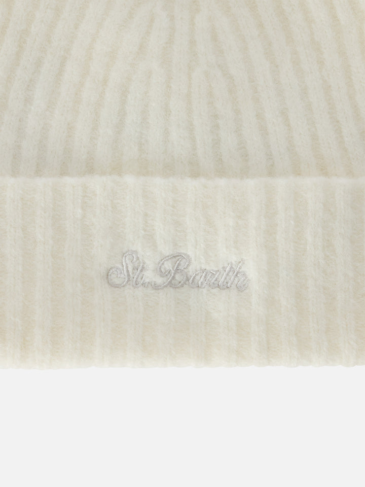Bonnet Wengen blanc cassé en mélange d’alpaga avec broderie logo 