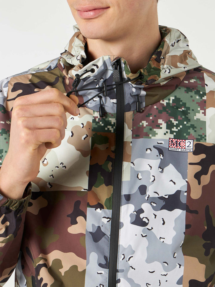 Man hooded lightweight windbreaker with camouflage print - MC2 Saint Barth